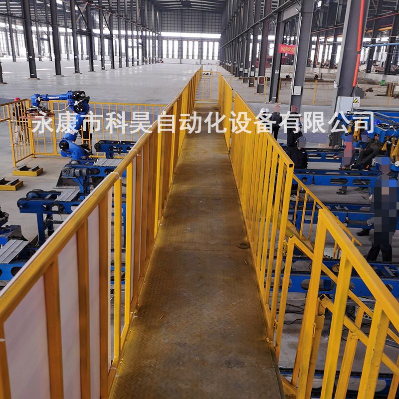 合金錠鑄造機(jī)頭與機(jī)器人碼垛線